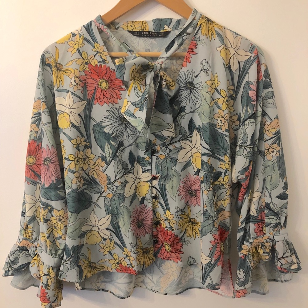 Zara Floral With Sleeves